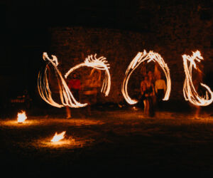 Ohňová show - poiky Ohňová show Sarus Prešov